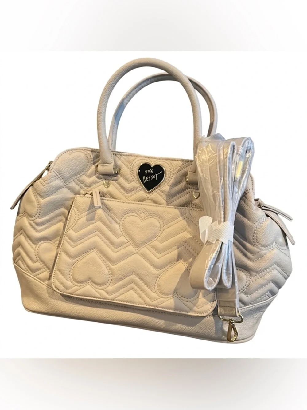 Betsey Johnson Be Mine White Quilted Heart Satchel Bag Crossbody NWOT